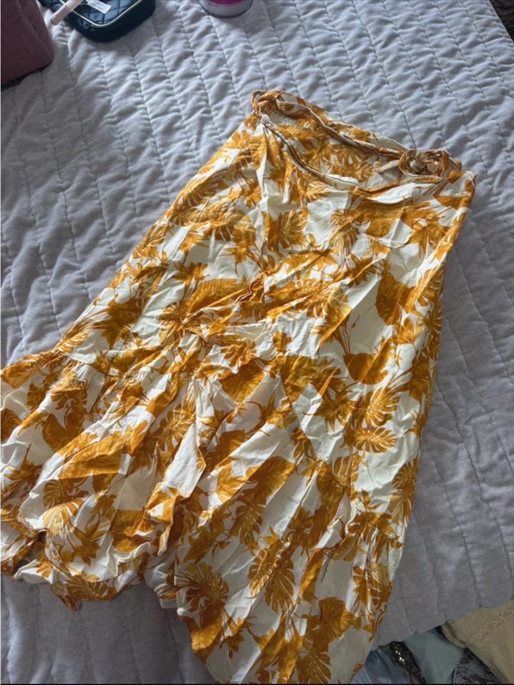 Banana Republic White and Mustard Floral Skater Skirt